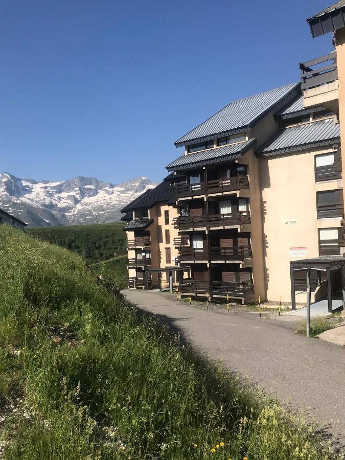Au Pied Des Pistes *